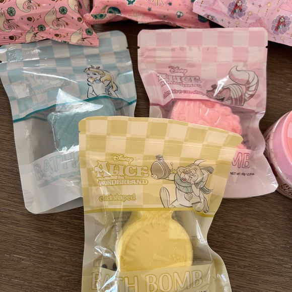 New Disney Bath & Body Lot - Picture 2 of 5